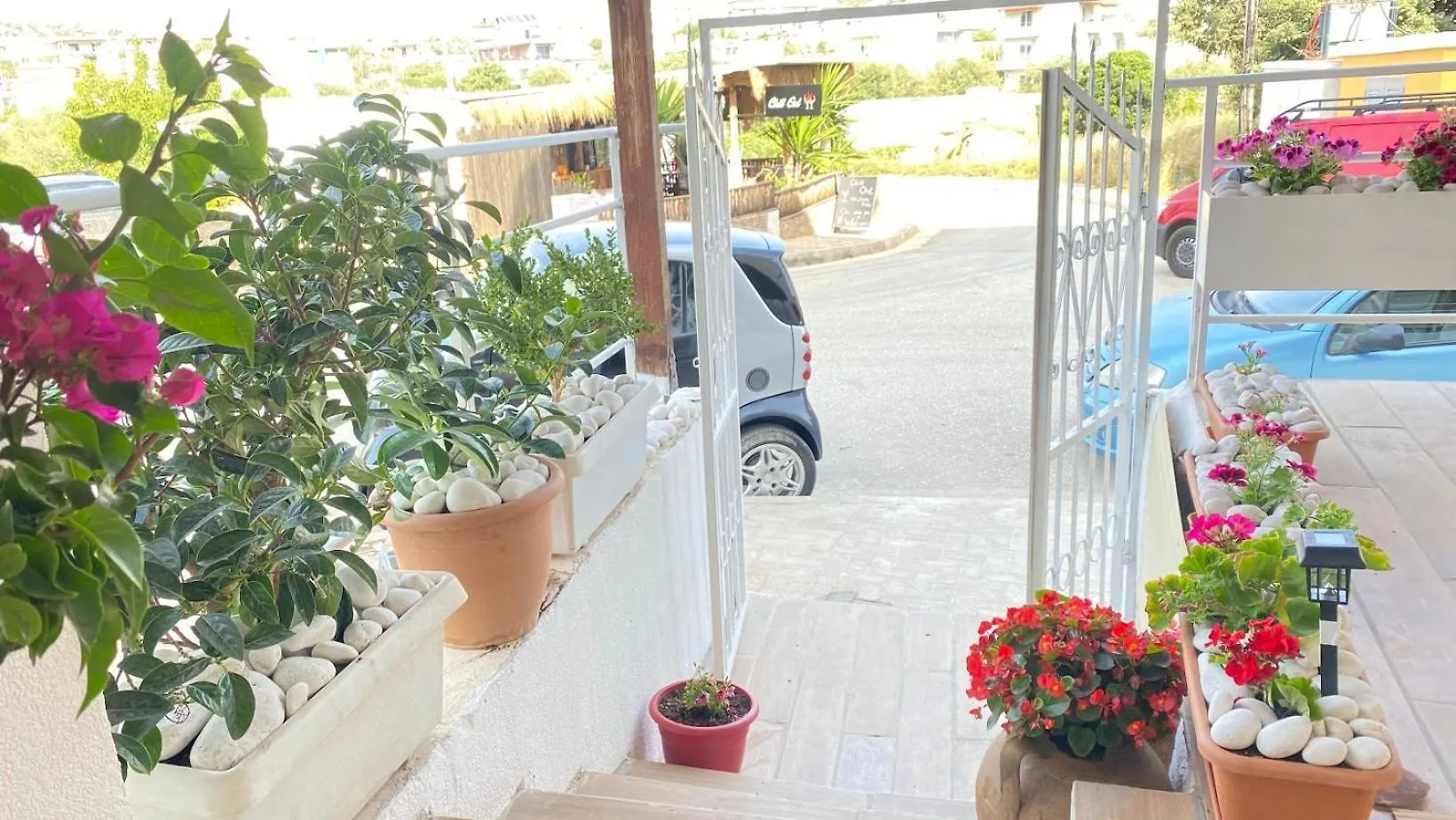 Geranium Apartments Ksamil
