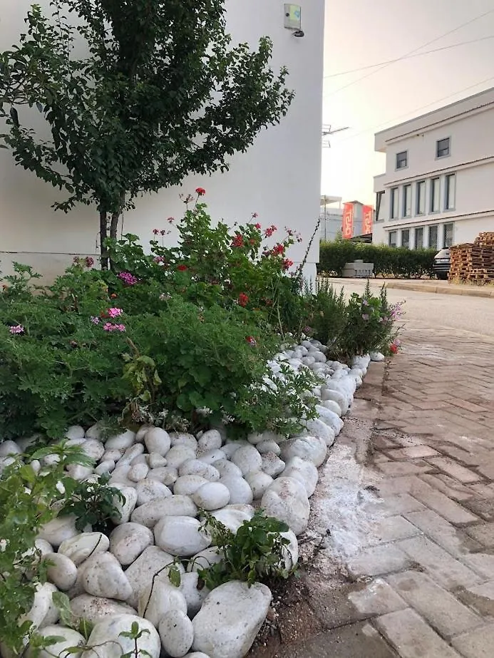 Geranium Apartments Ksamil Albania